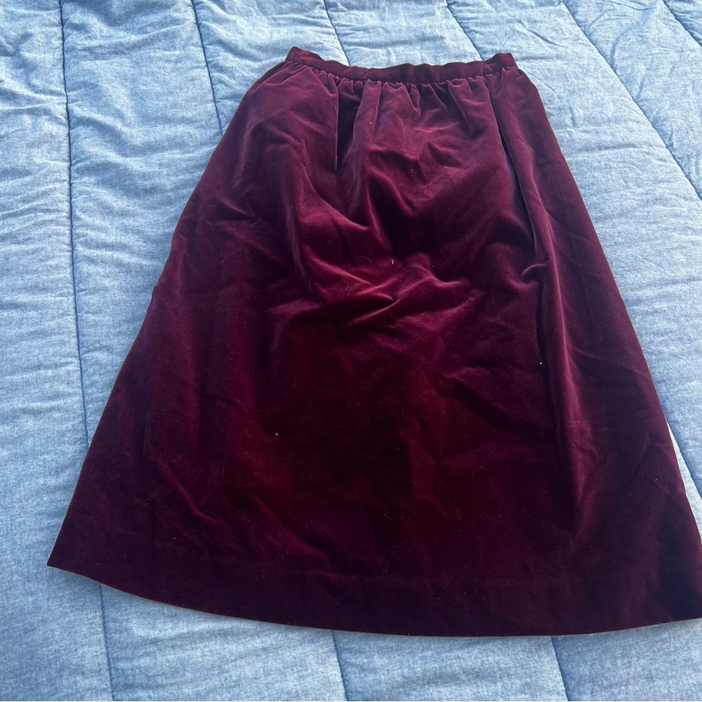 Vintage Halston III Plum 100% Cotton Velvet Skirt Size 4 Petite